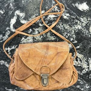 Wilsons Leather Shoulder/Crossbody Bag